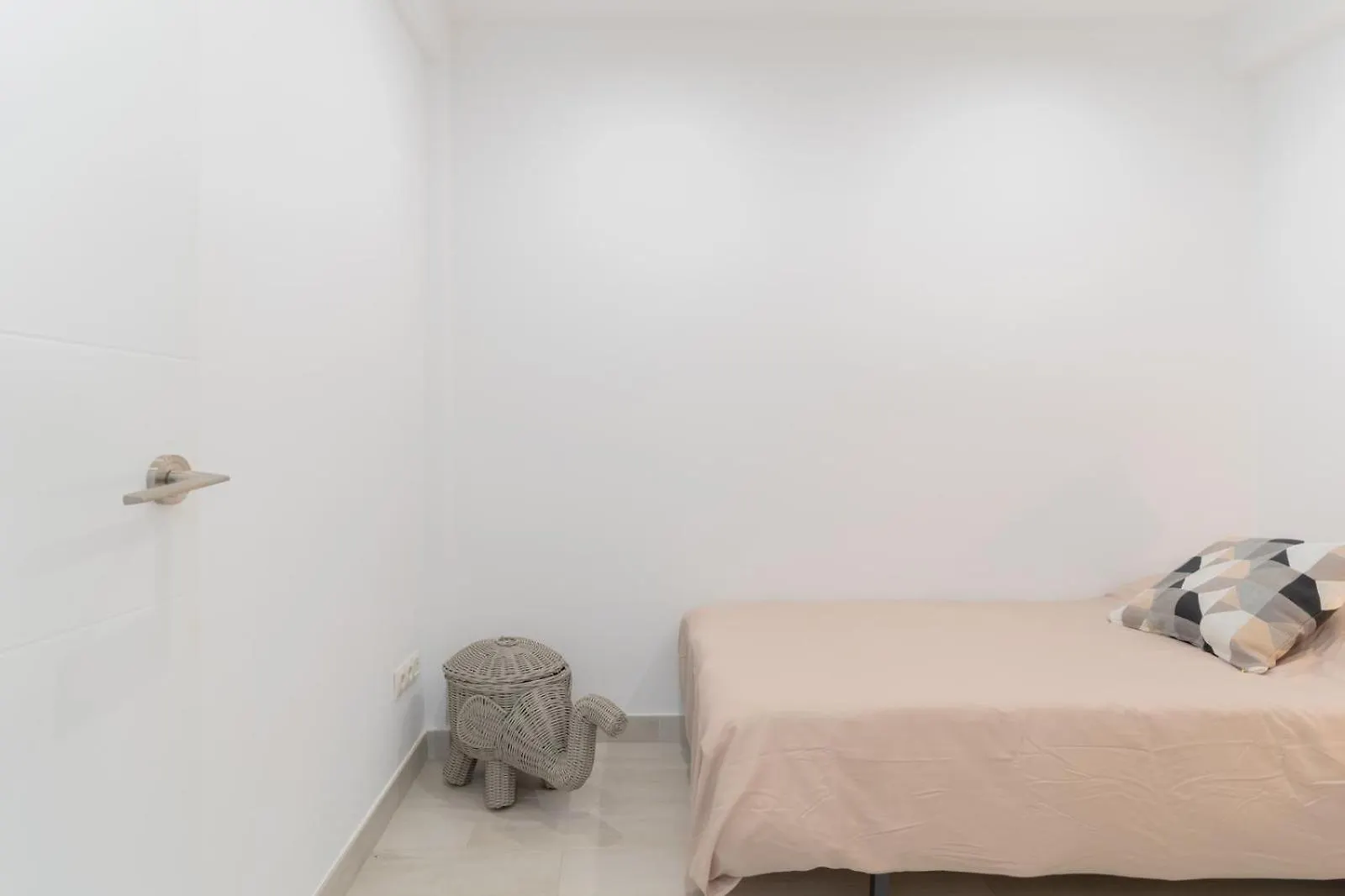 City Tourist Home Torremolinos 0*,